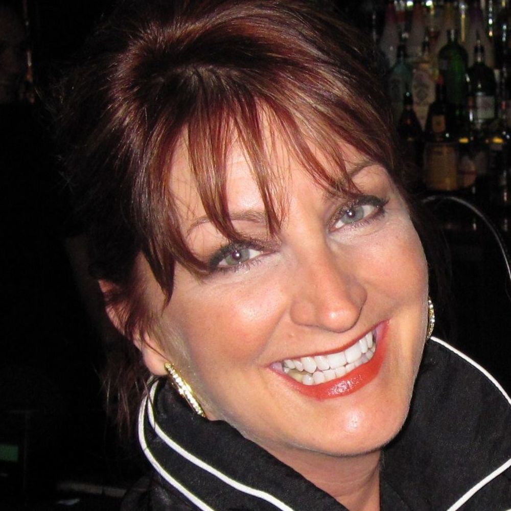 Meet your Posher, Cynthia